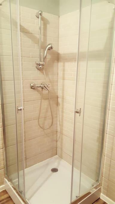 Lovely Apartament In Bucharest, Baba Novac Area Luaran gambar